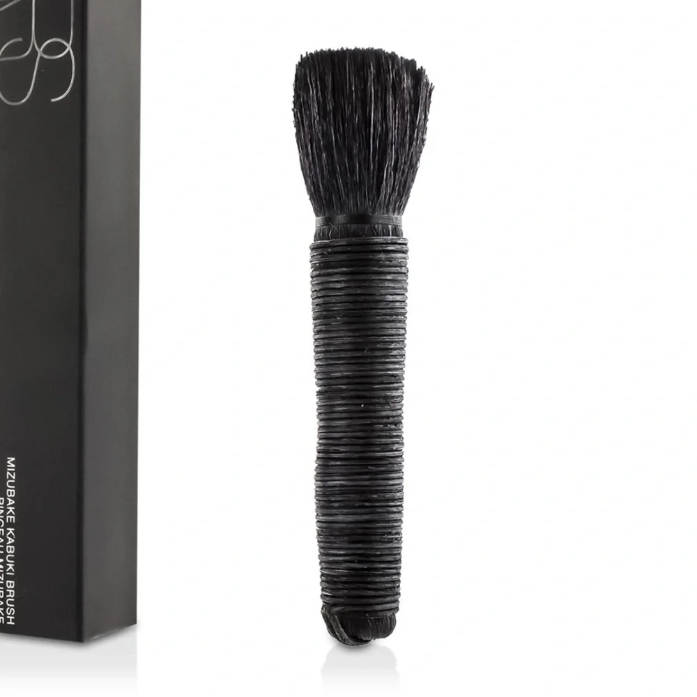 Mizubake Kabuki Brush